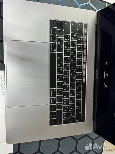 Macbook pro 15 2019 i9 16 500 a1990