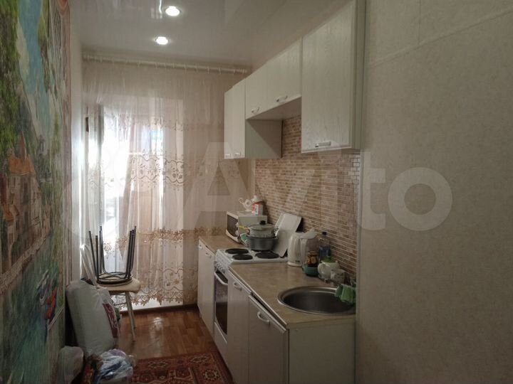 2-к. квартира, 52 м², 1/9 эт.