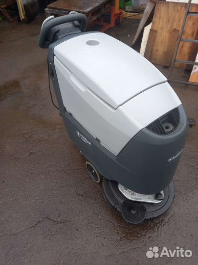 Поломоечная машина nilfisk sc500