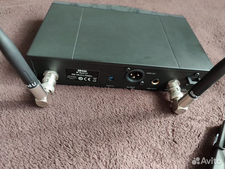 Радиосистема AKG с микрофоном