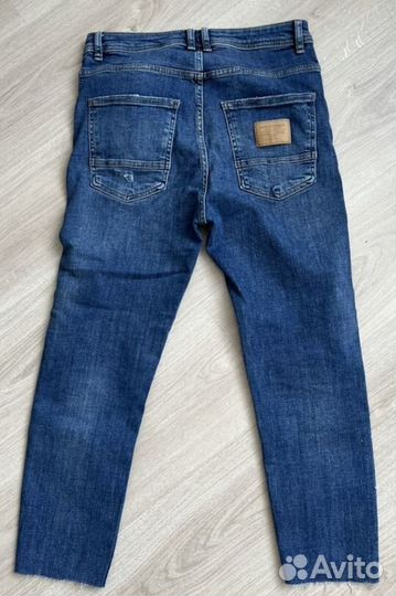 Джинсы Zara