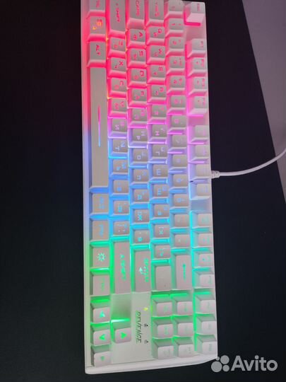 Игровая клавиатура с подсветкой