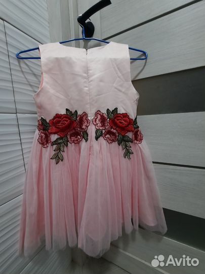 Нарядное платье