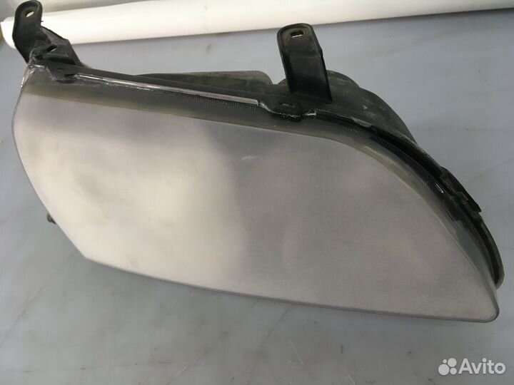 Toyota Ipsum химическая полировка фар