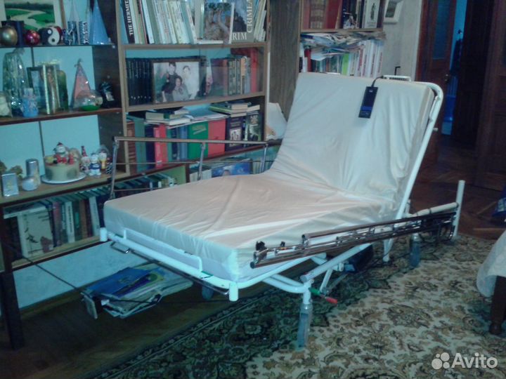 Кровать для лежачих медицинская электро, пульт