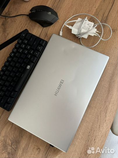 Huawei matebook d15
