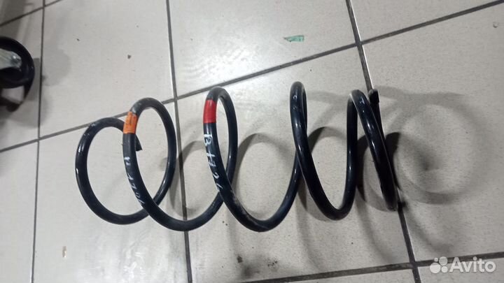 Пружина передняя Камри XV30