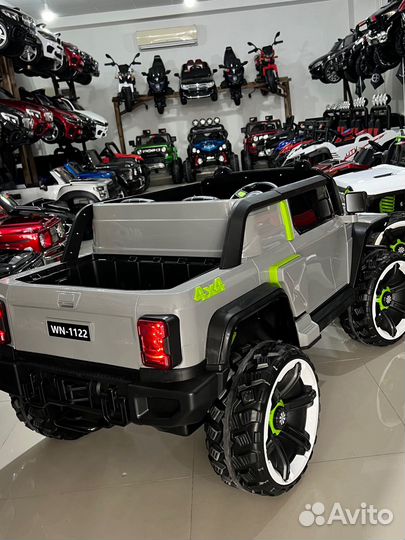 Детский электромобиль