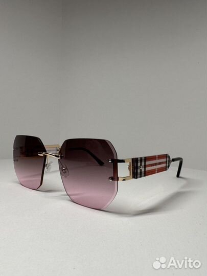 Очки солнцезащитные