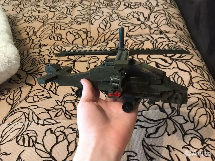 Lego вертолет