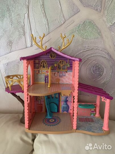 Домик кукольный
