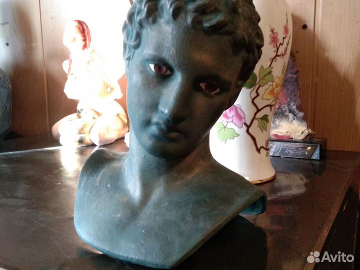 Предметы декора для интерьера