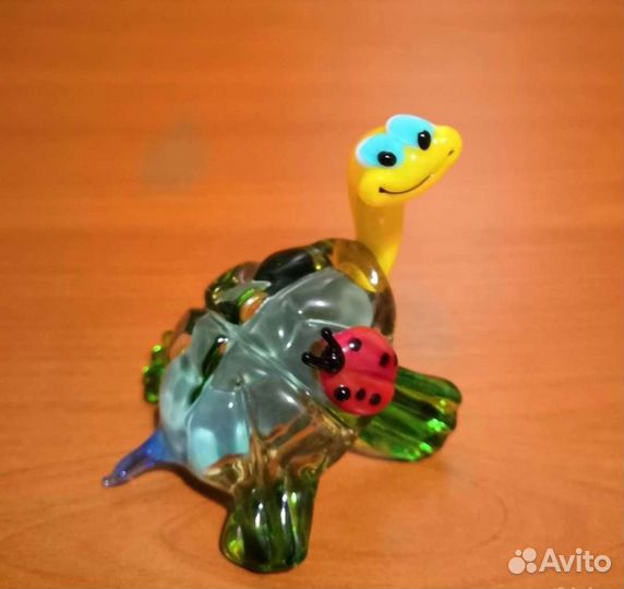 Статуэтки из стекла
