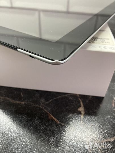 iPad (4-го поколения) Wi-Fi + Cellular