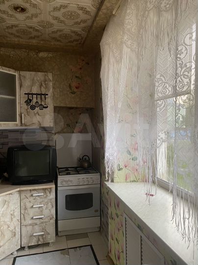 2-к. квартира, 56,5 м², 2/4 эт.