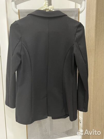 Пиджак для девочки Gloria Jeans 140 см (8-10лет)