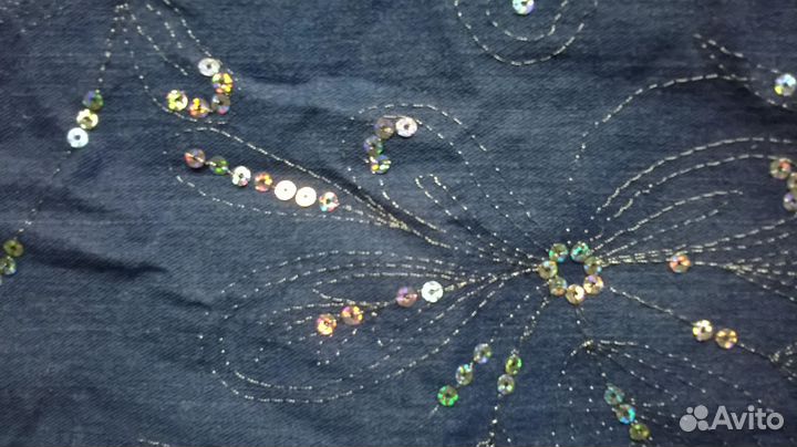 Отрез джинсовой ткани стрейч,с пайетками