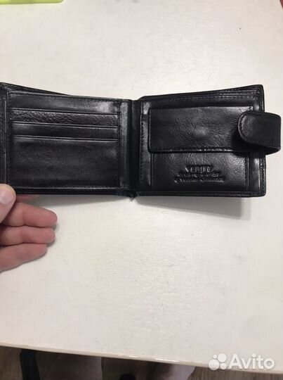 Кошелек мужской кожаный