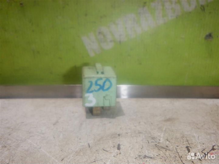 Реле топливного насоса бмв Е39