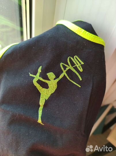 Костюм для гимнастики детский 32 размер