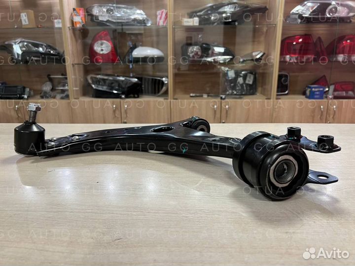 Рычаг передний левый Фокус 2 2005 - 2011