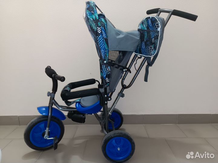 Детский трехколесный велосипед