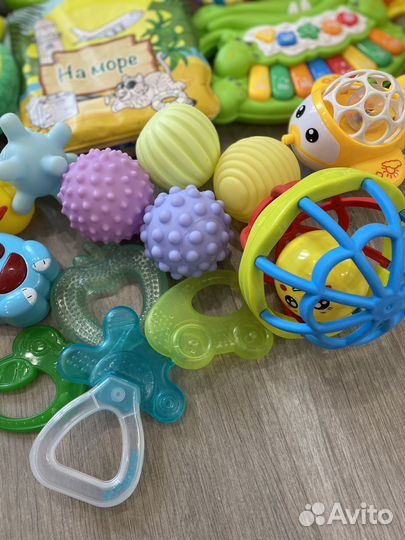 Развивающие игрушки пакетом