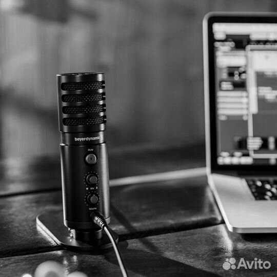 USB-микрофон Beyerdynamic FOX
