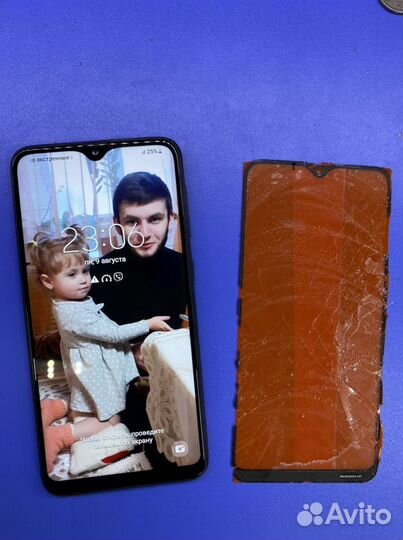 Восстановление/переклейка стекла дисплеев