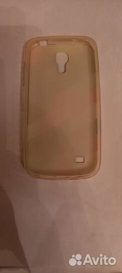 Чехол на телефон