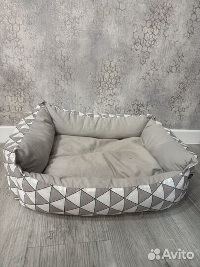 Когтеточка, лежанка для кошки, наполнитель