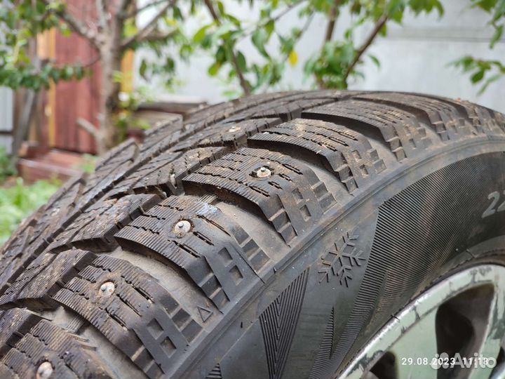 Комплект зимних колёс r16