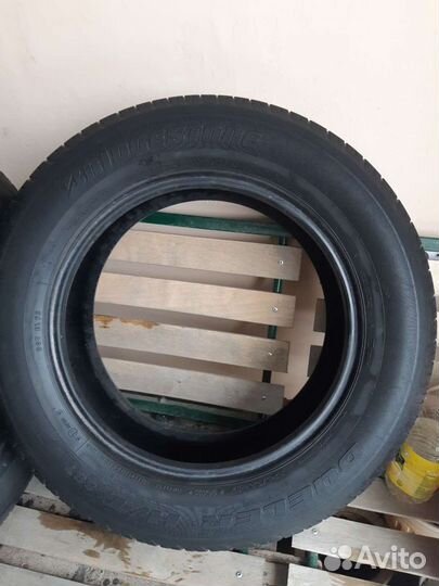 Bridgestone Blizzak SR02 225/65 R17