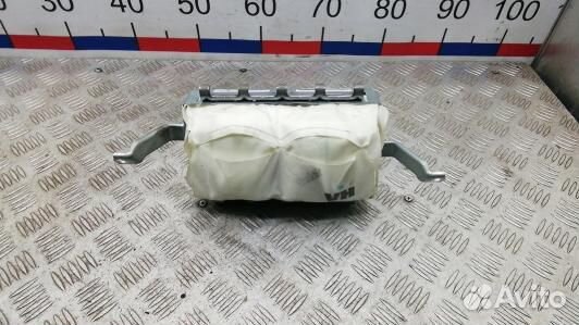 Подушка безопасности пассажира toyota avensis T27