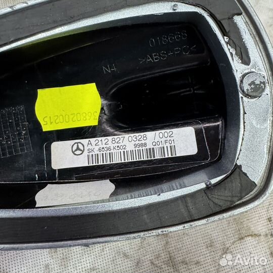 Плавник Мерседес 212