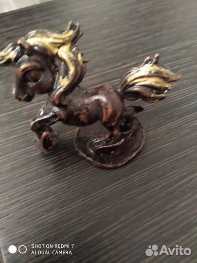 Коллекционирование.Бронзовые статуэтки
