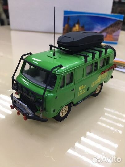 Модель УАЗ 1:43
