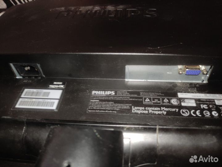 Монитор philips 22