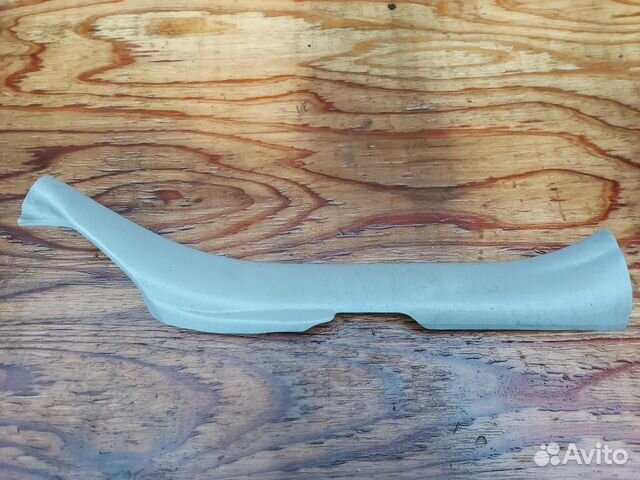 Накладка внутренняя на порог задняя левая Toyota