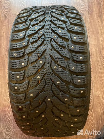 Nokian Tyres Hakkapeliitta 8 225/40 R19 и 255/35 R19 93T