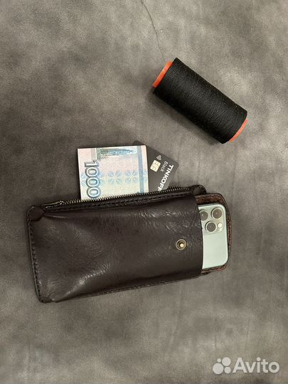 Чехол на телефон