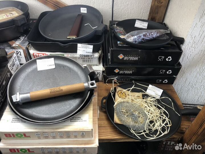 Сковорода чугунная блинница 24*2,5см с деревянной