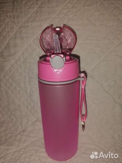 Бутылка для воды пластик