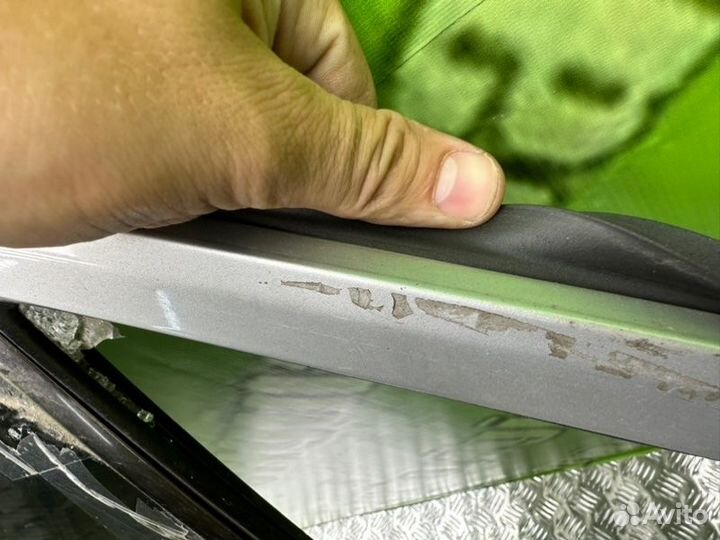 Дверь задняя левая Mercedes-Benz 190E W201 M102