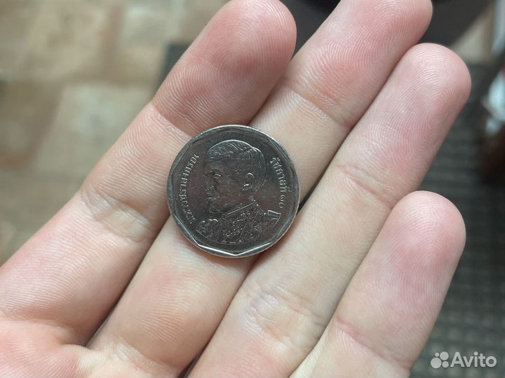 1 тайский бат
