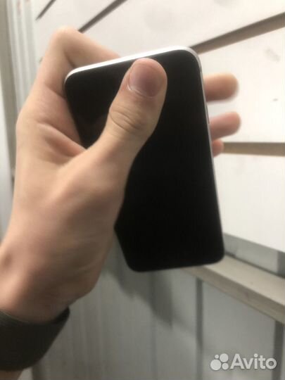 iPhone 6S, 16 ГБ