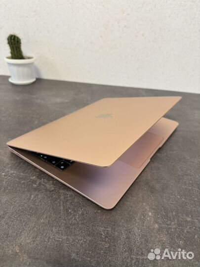 Apple MacBook Air 13 M1 8/512GB SSD