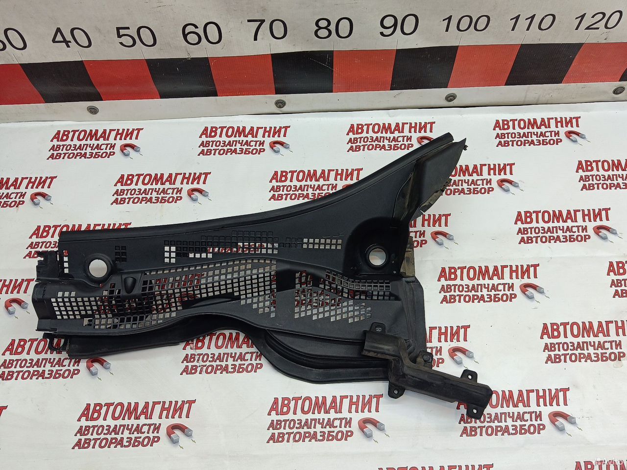 Жабо левое Haval M6