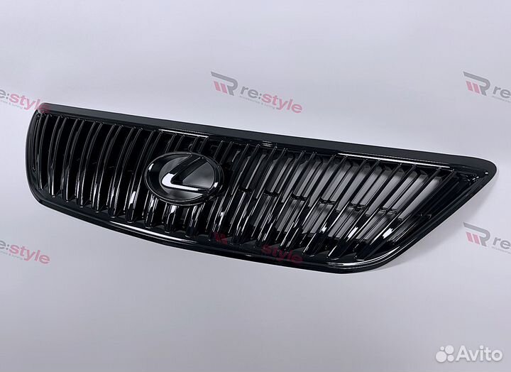 Решетка радиатора Lexus RX350 2003-2009г