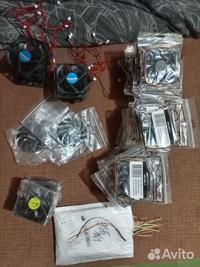 Кулеры gigabyte(1070), 80*80*25 59шт